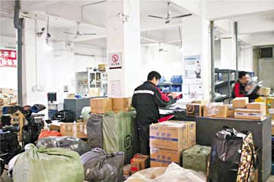 東奔西跑買材料