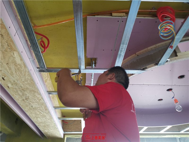 盛邦六區(qū)130平