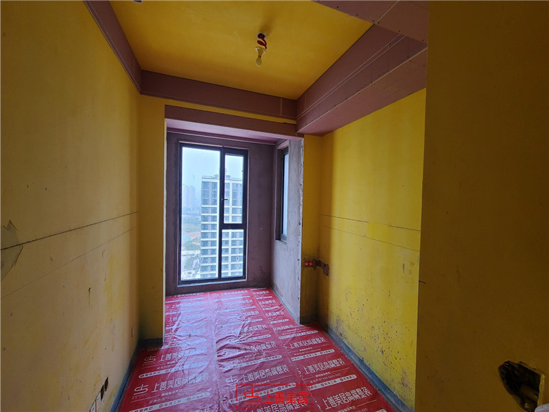 融創(chuàng)13號地155平