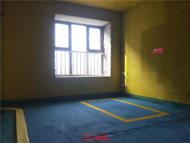 優(yōu)步大道142平開工在施工地