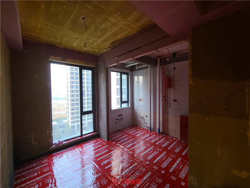 融創(chuàng)214平