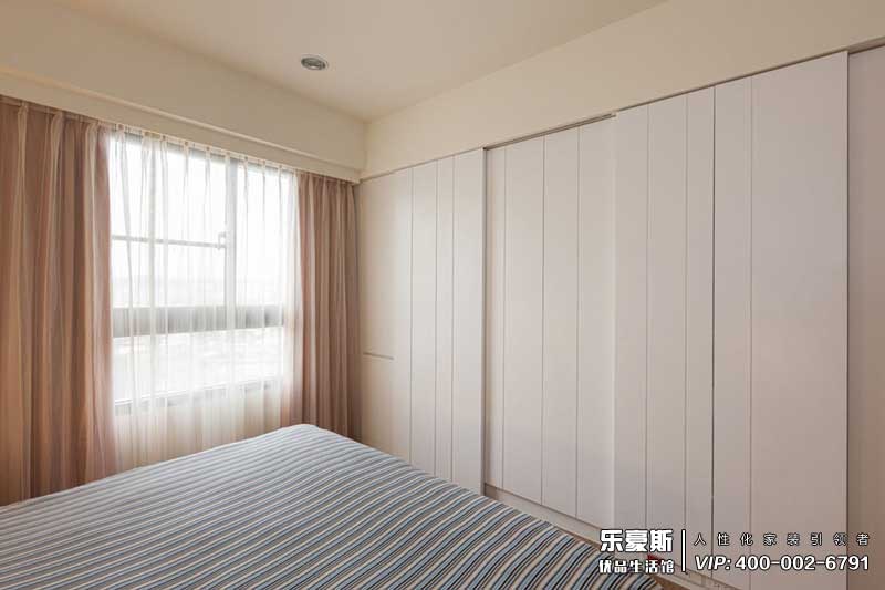 石銅府現(xiàn)代簡約風格裝修效果圖