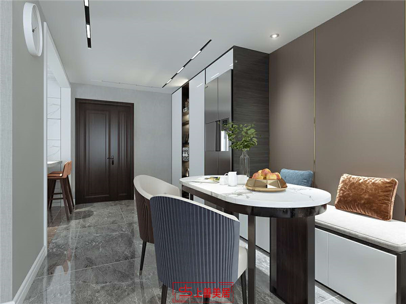 融創(chuàng)中心/110㎡/現(xiàn)代